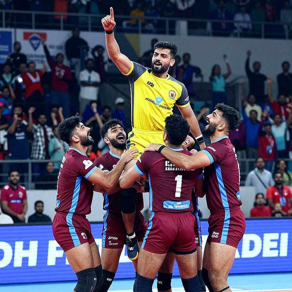 अहमदाबाद, दिन 1: एक ऐसी अंक तालिका जिसमें चौथा नंबर उस टीम का है जो मैदान पर उतरी ही नहीं